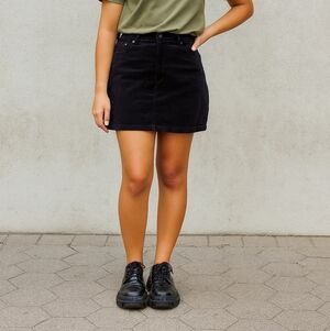 Woolrich Corduroy Skirt Womens Size 4 Black